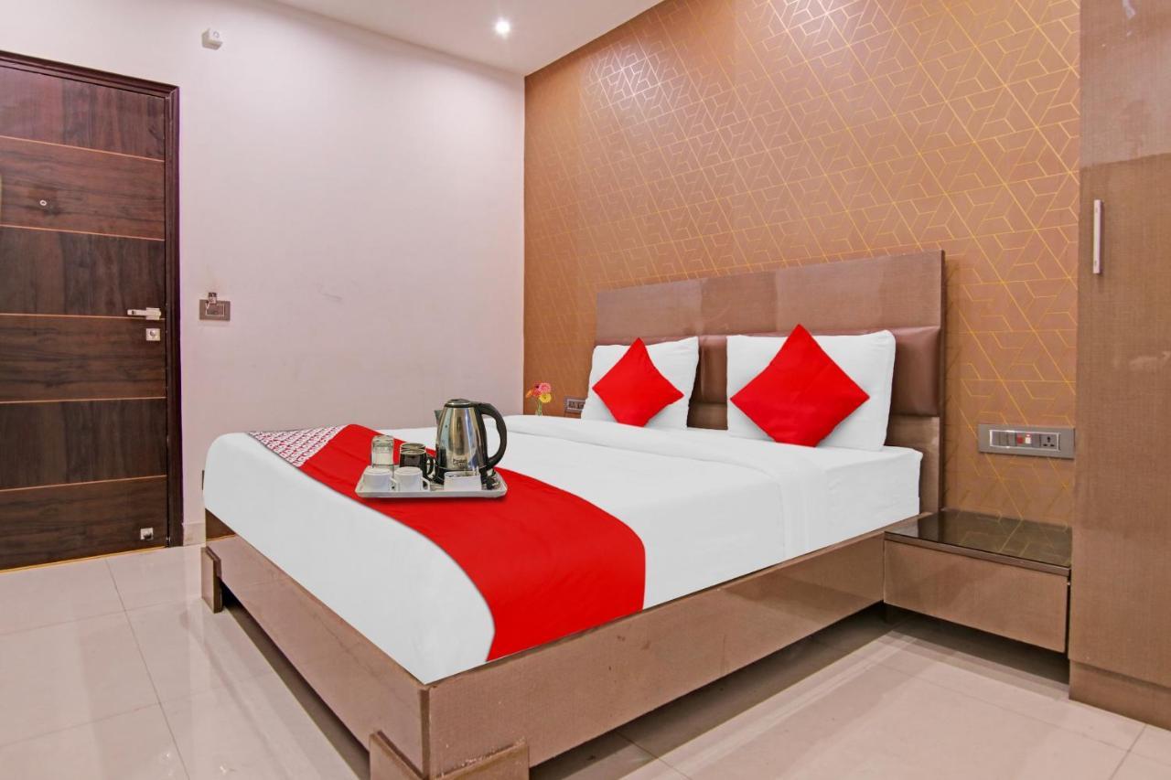 Hotel 19 West New Delhi Luaran gambar
