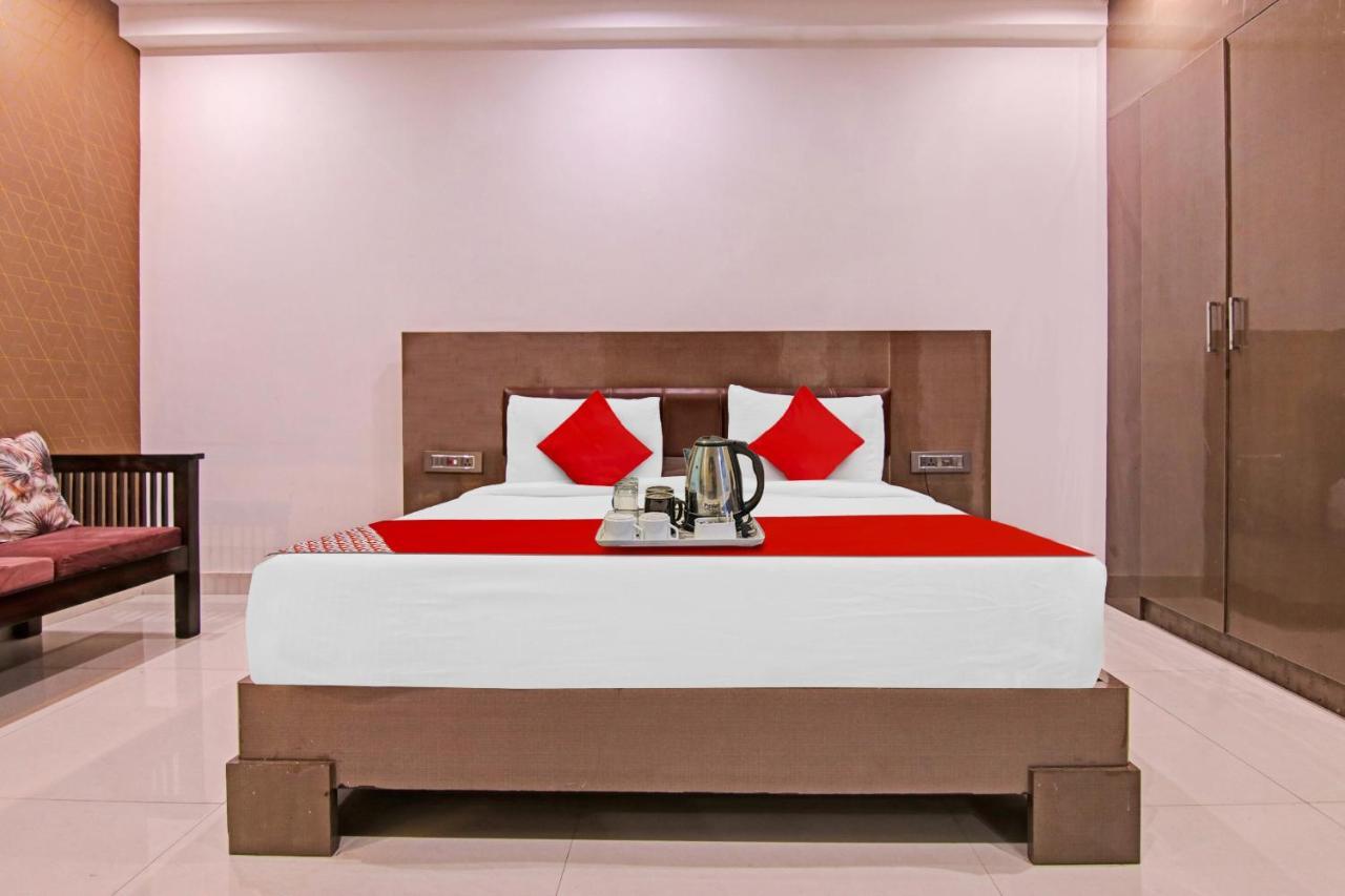Hotel 19 West New Delhi Luaran gambar