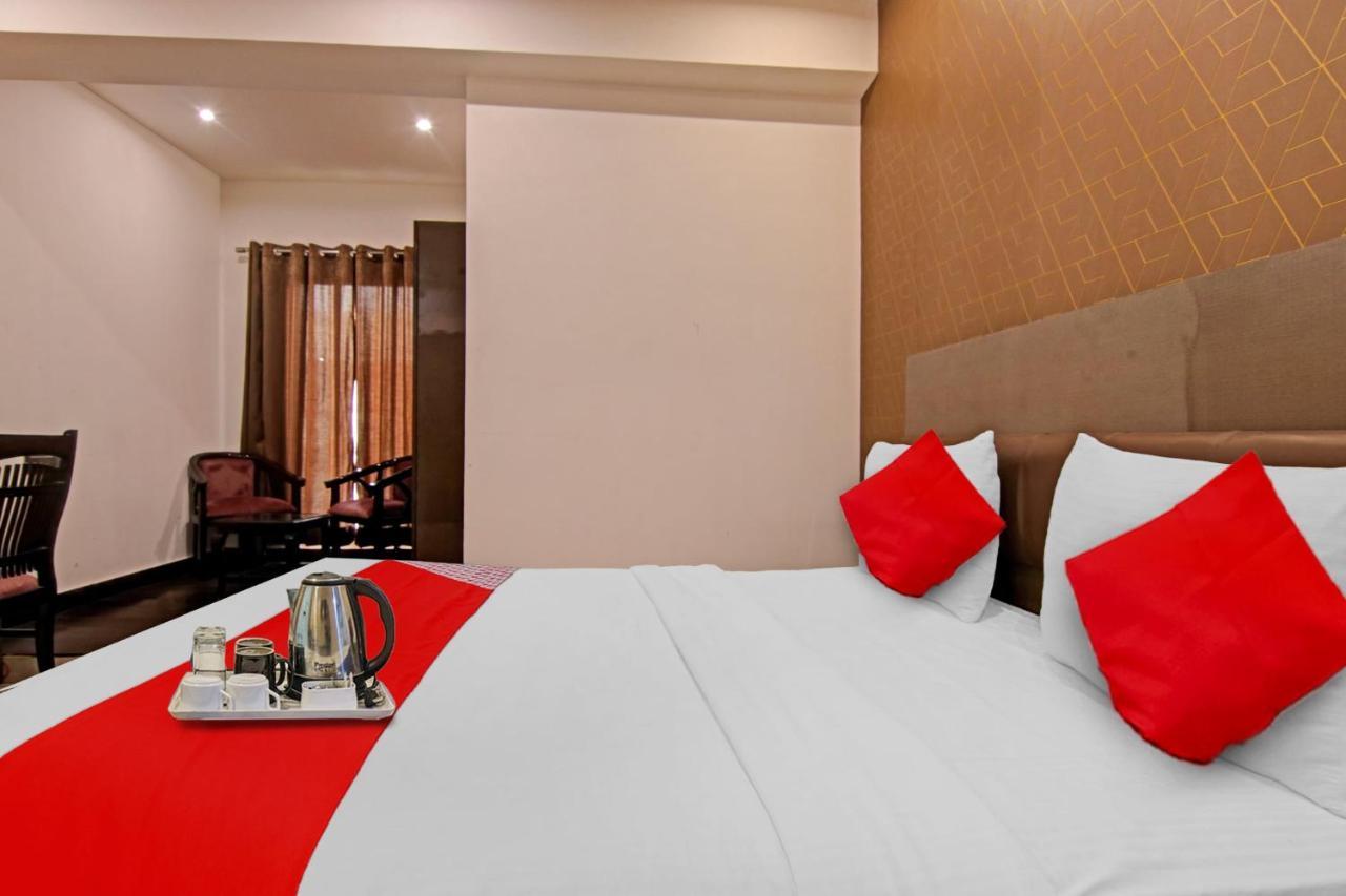 Hotel 19 West New Delhi Luaran gambar